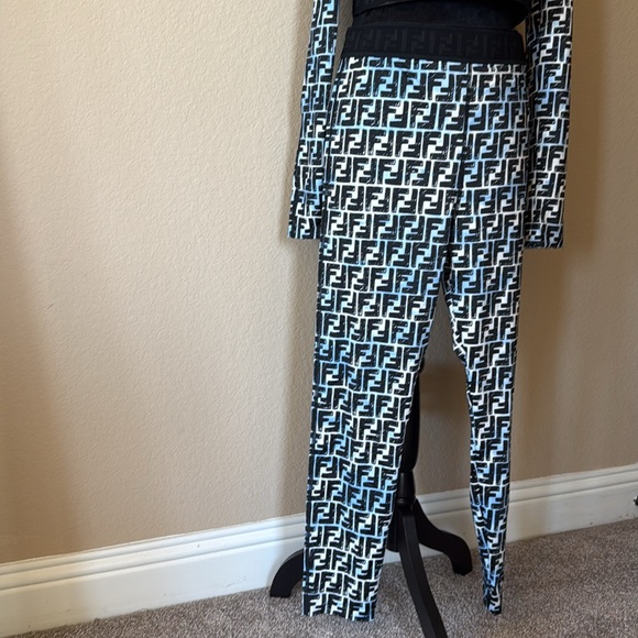 Fendi Set - Picture 4 of 6